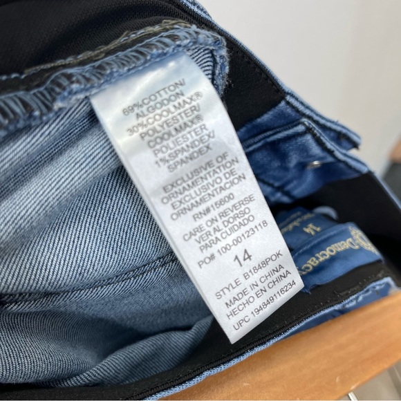 Democracy Ab"solution Blue Denim Girlfriend Jean size 14 - Picture 7 of 10